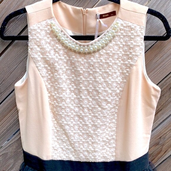 ModCloth Lace & pearl cream dress w/ black tulle. - Picture 4 of 16